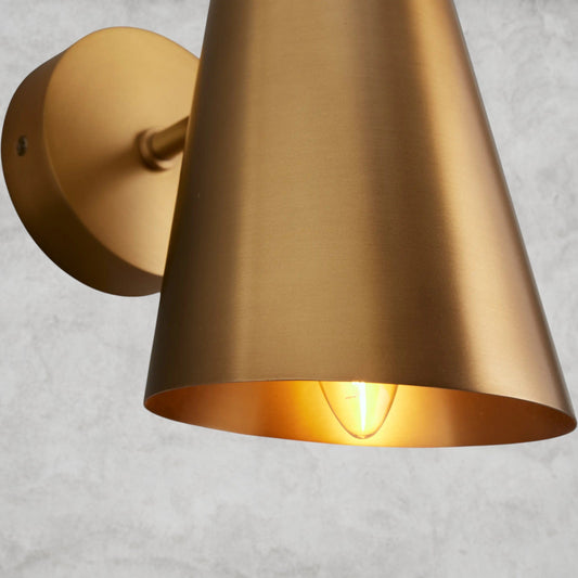 Elih Sconce