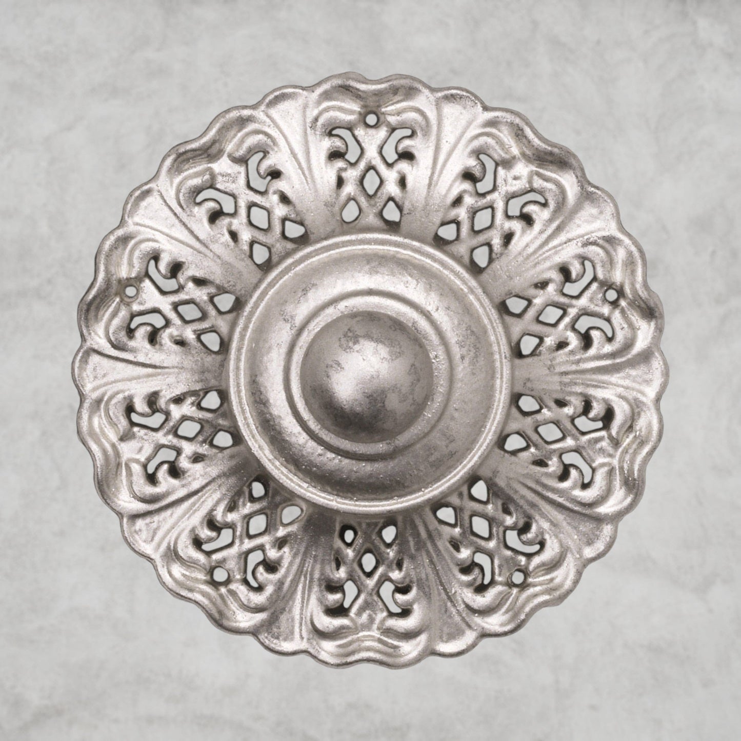 La Scala Chandelier 28"