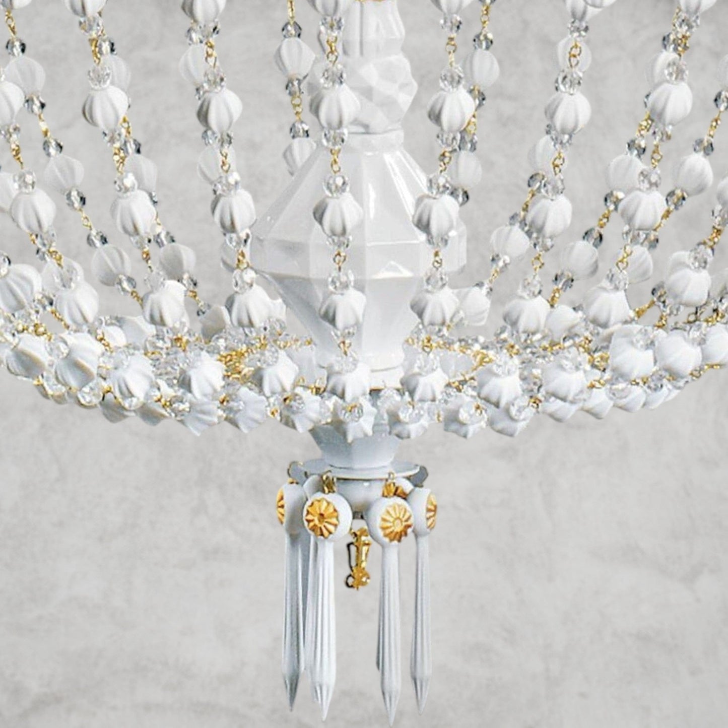 Lladro Winter Palace 30-Lights Chandelier