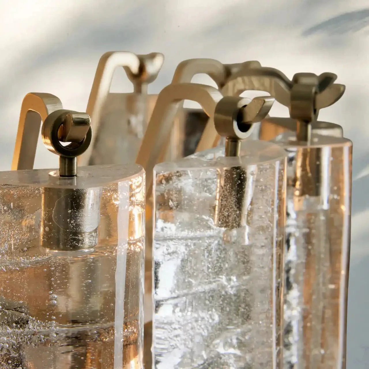 Neve Sconce
