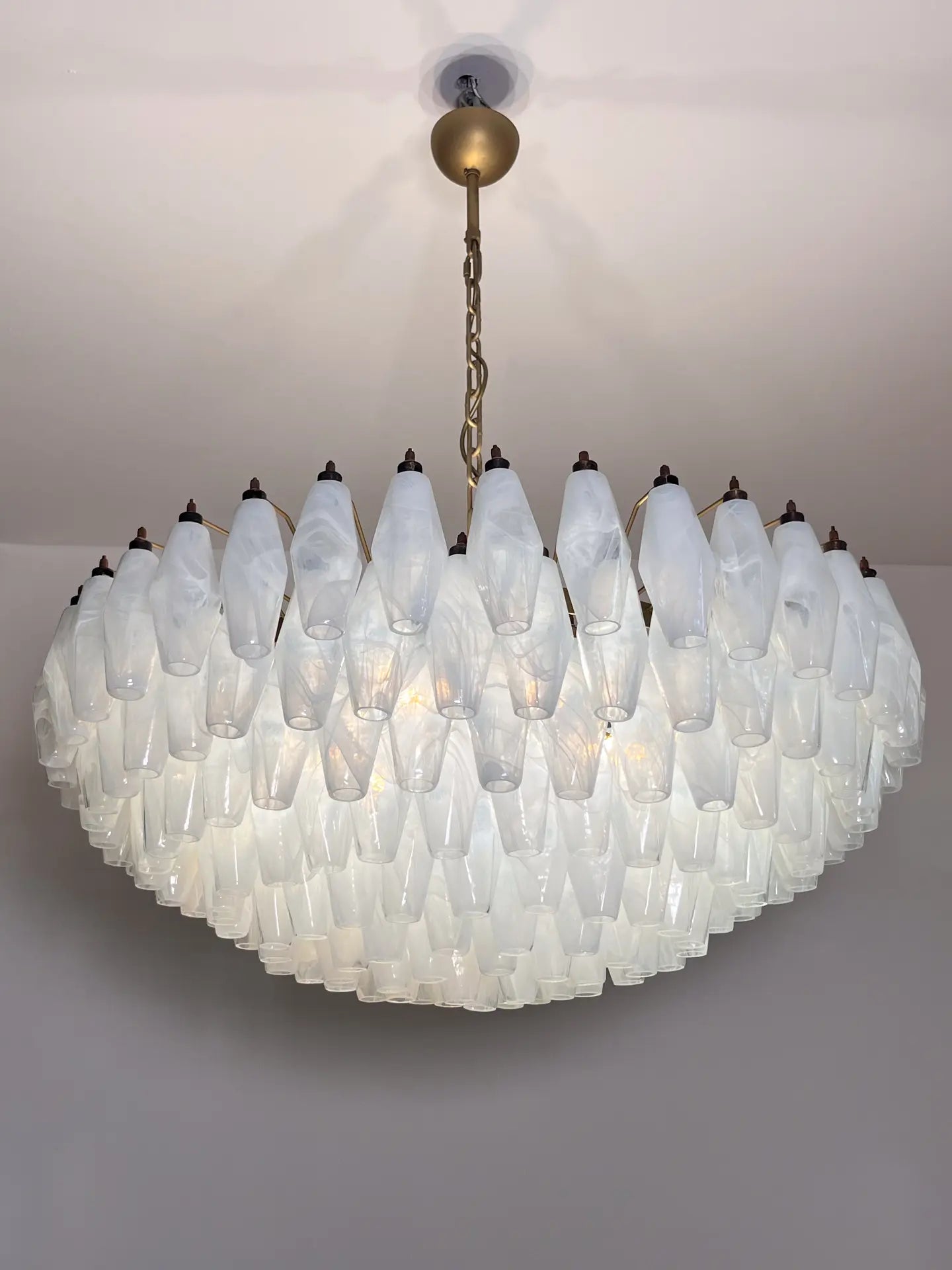 Muraano White Alabaster Poliedri Chandelier 185 glass