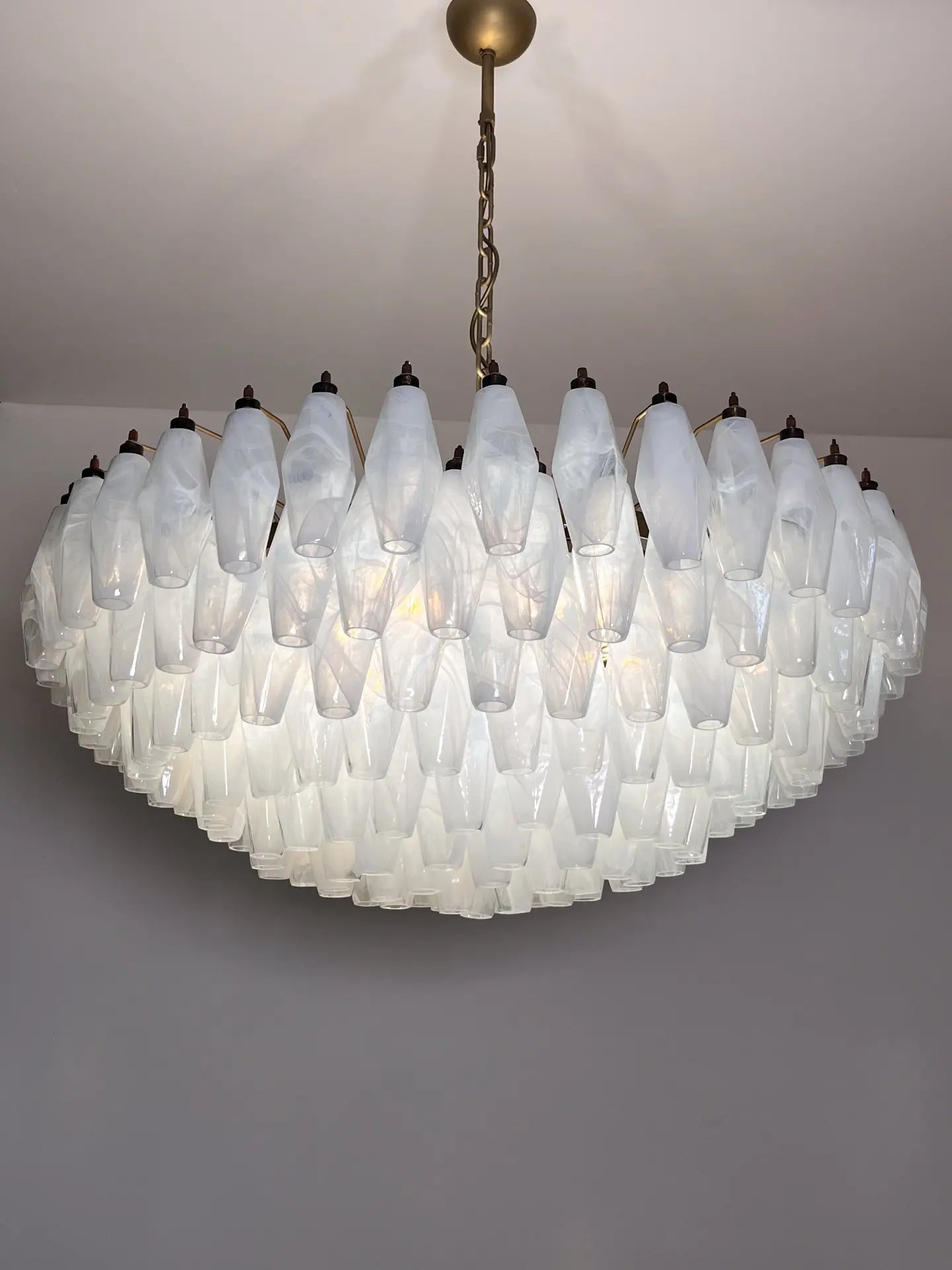 Muraano White Alabaster Poliedri Chandelier 185 glass