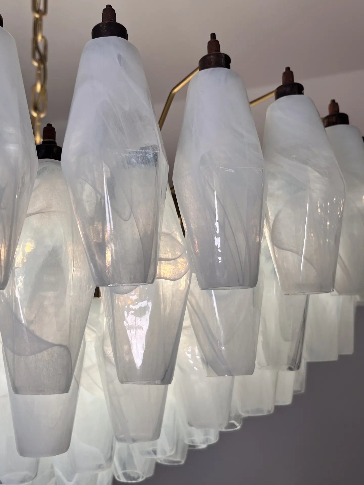 Muraano White Alabaster Poliedri Chandelier 185 glass