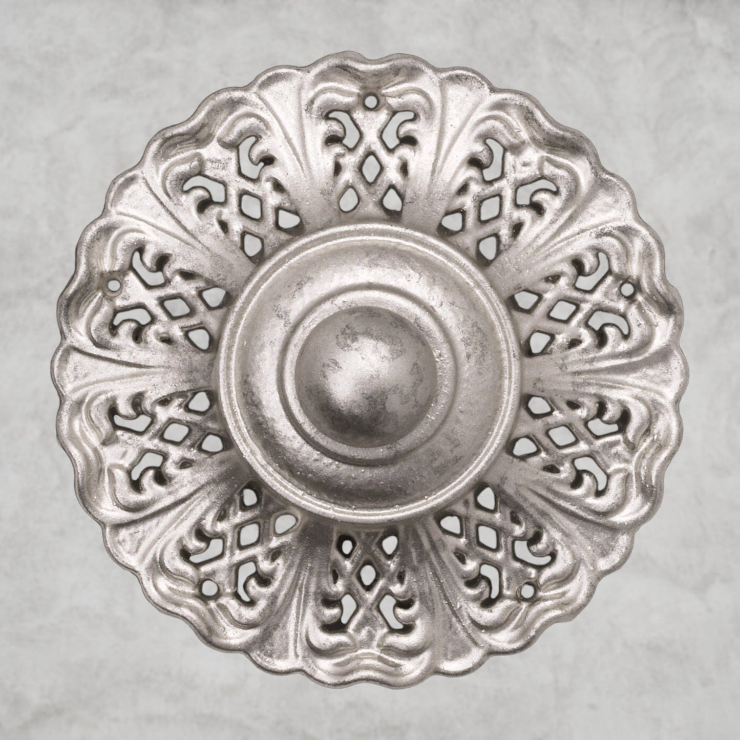 Milano Chandelier 24"