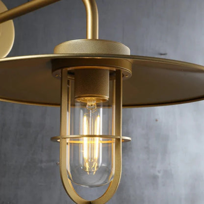 Utilitaire Barn Outdoor Sconce