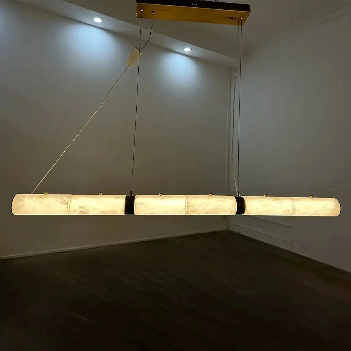 Alabaster Magnificence Art Linear Chandelier