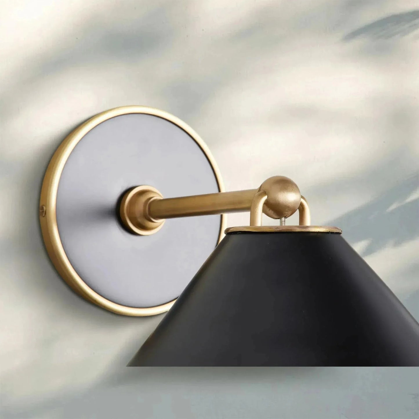 Arno Single Wall Sconce