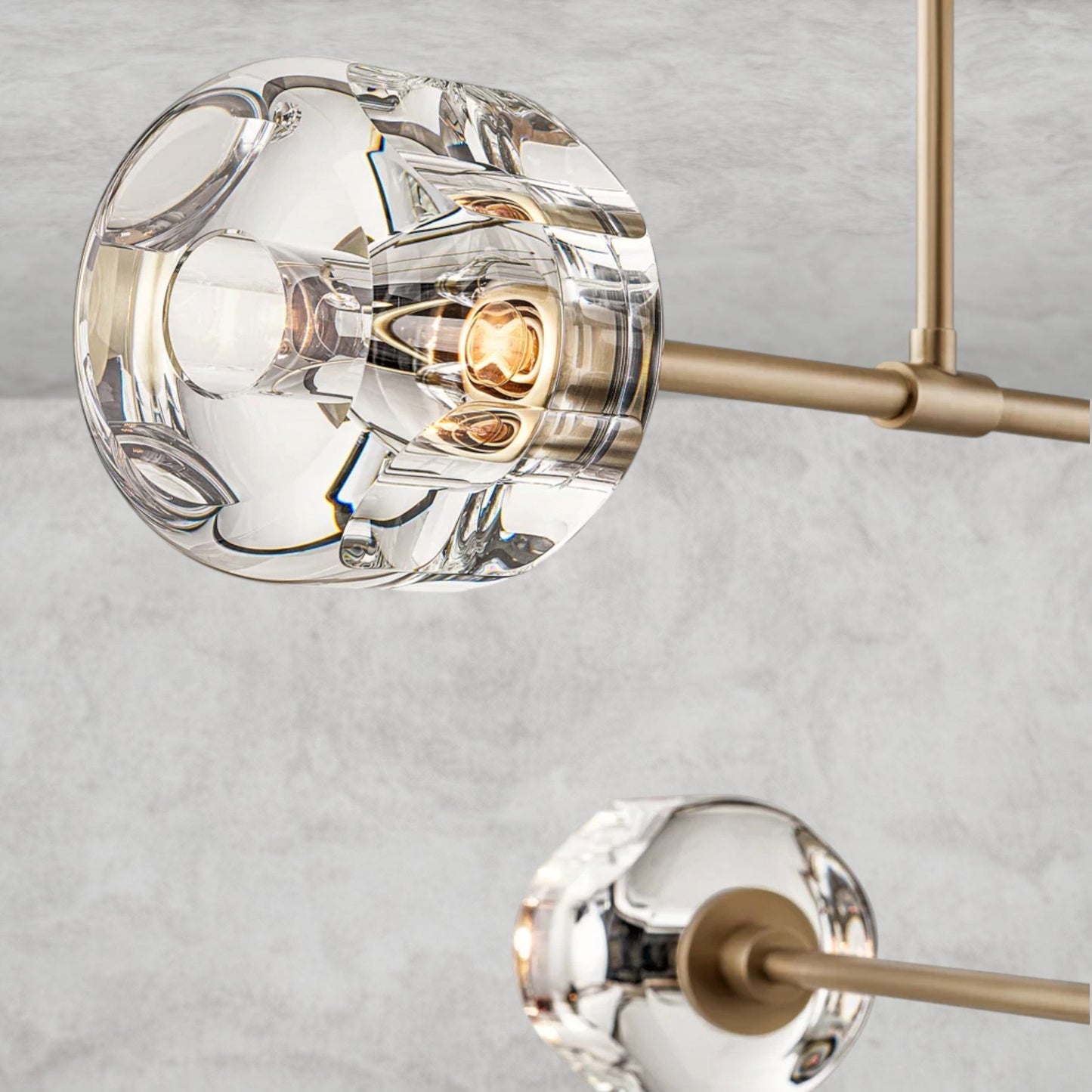 Deemaret Mobile Round Chandelier 48" 62"