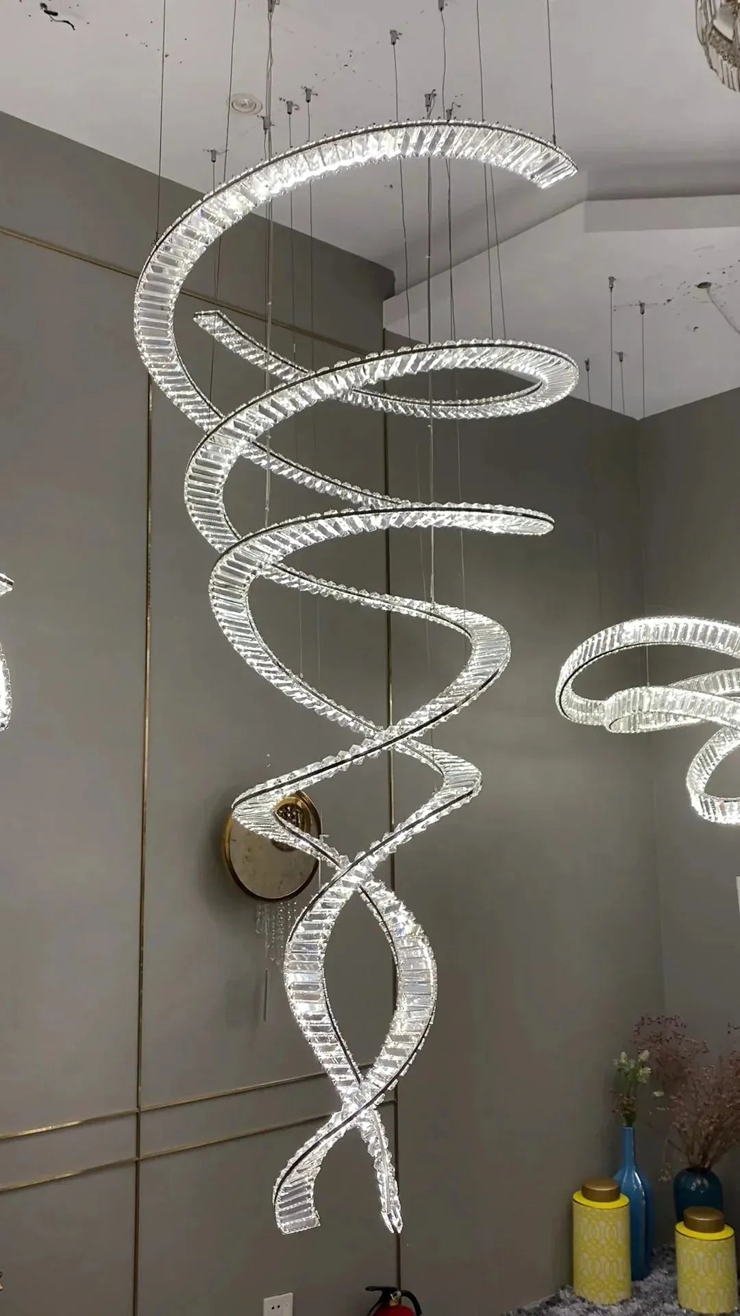 Designer Foyer Living Room Ceiling Light Fixture Stylish Spiral Crystal Chandelier for Hotel Entrance