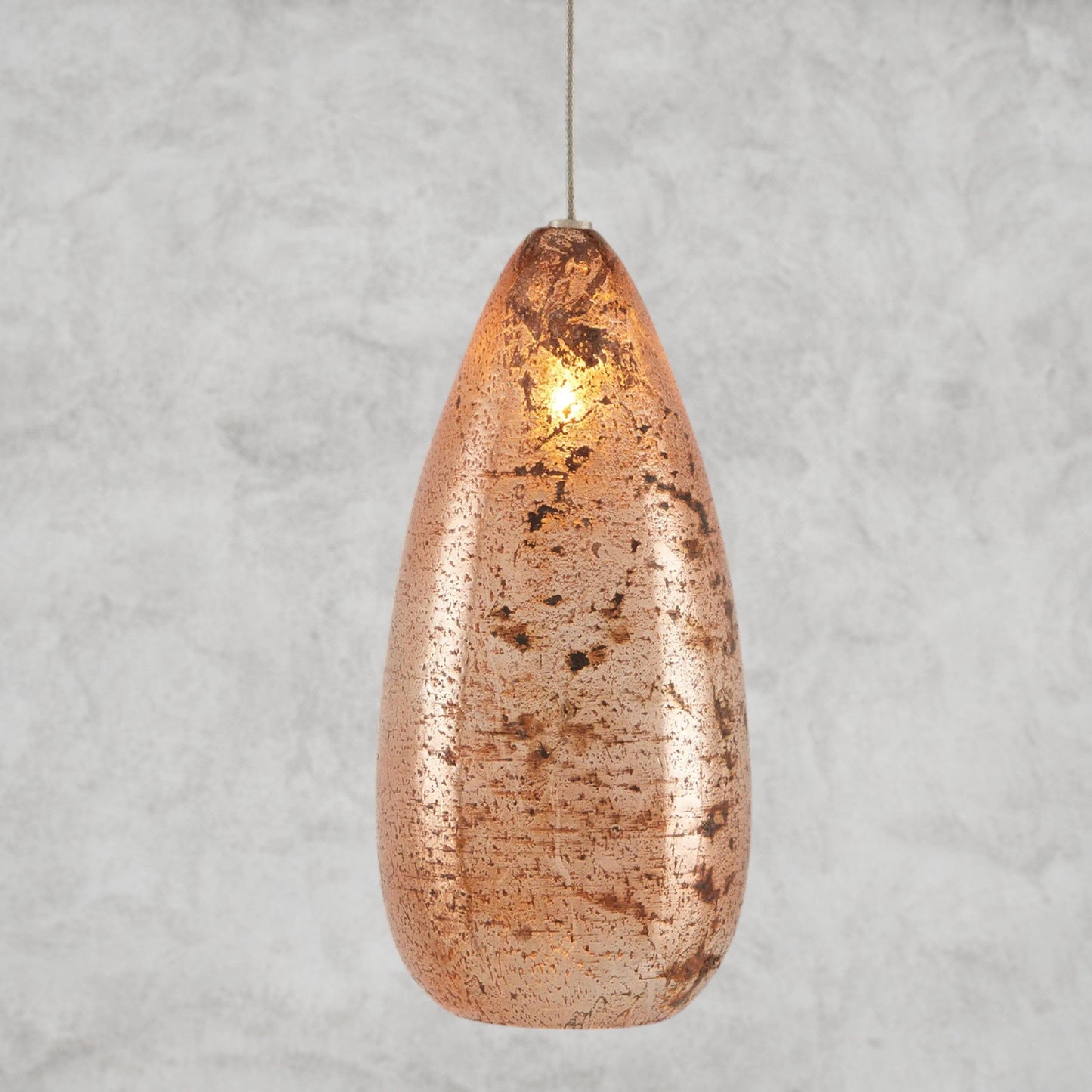 Edda Pendant