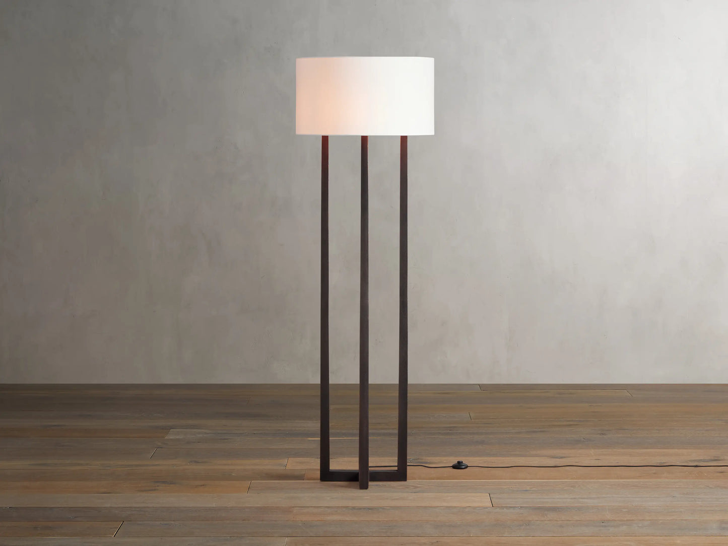 Emmmet Floor Lamp