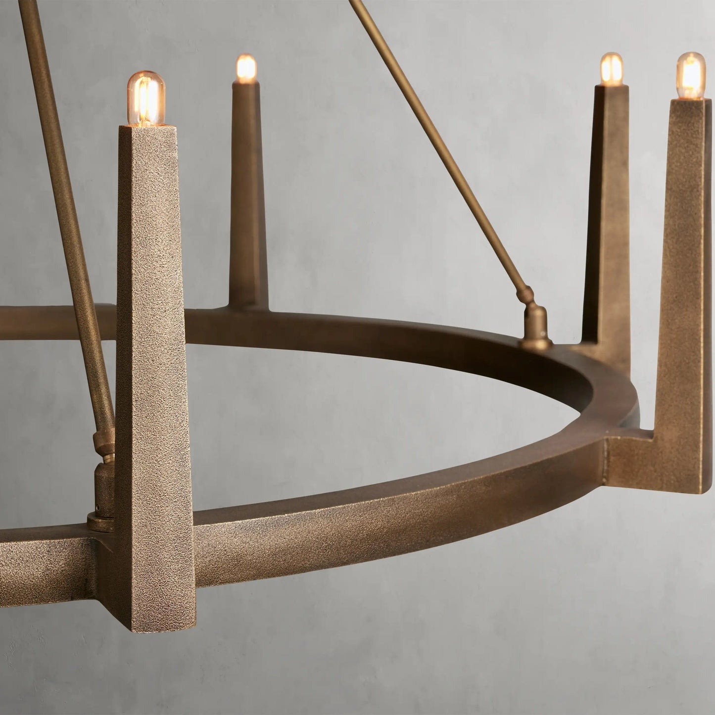 Round Emmmet Chandelier