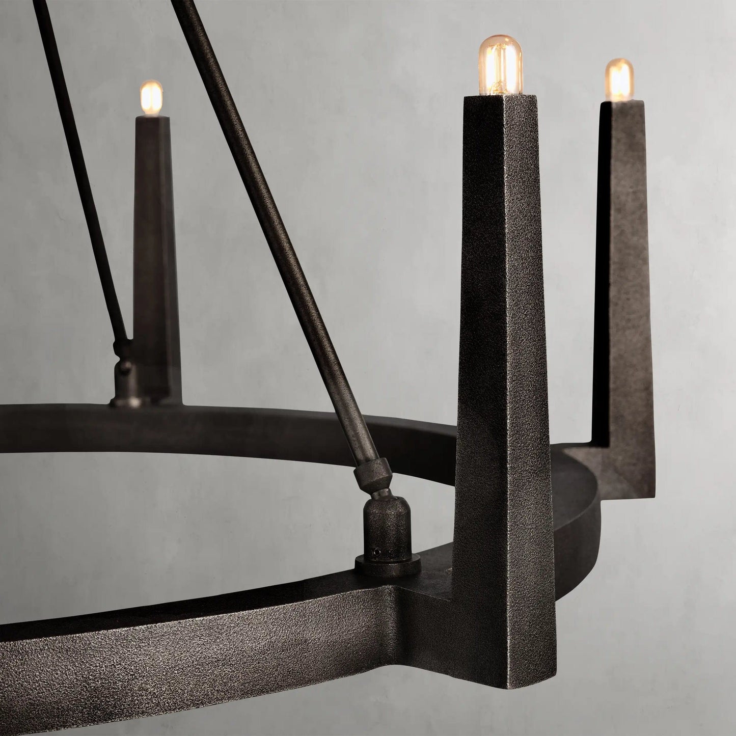 Round Emmmet Chandelier