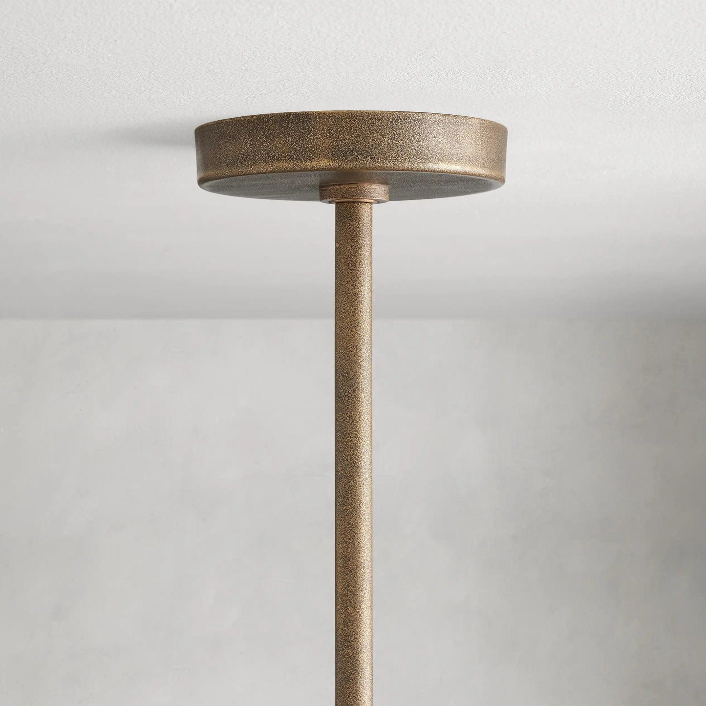 Round Emmmet Chandelier