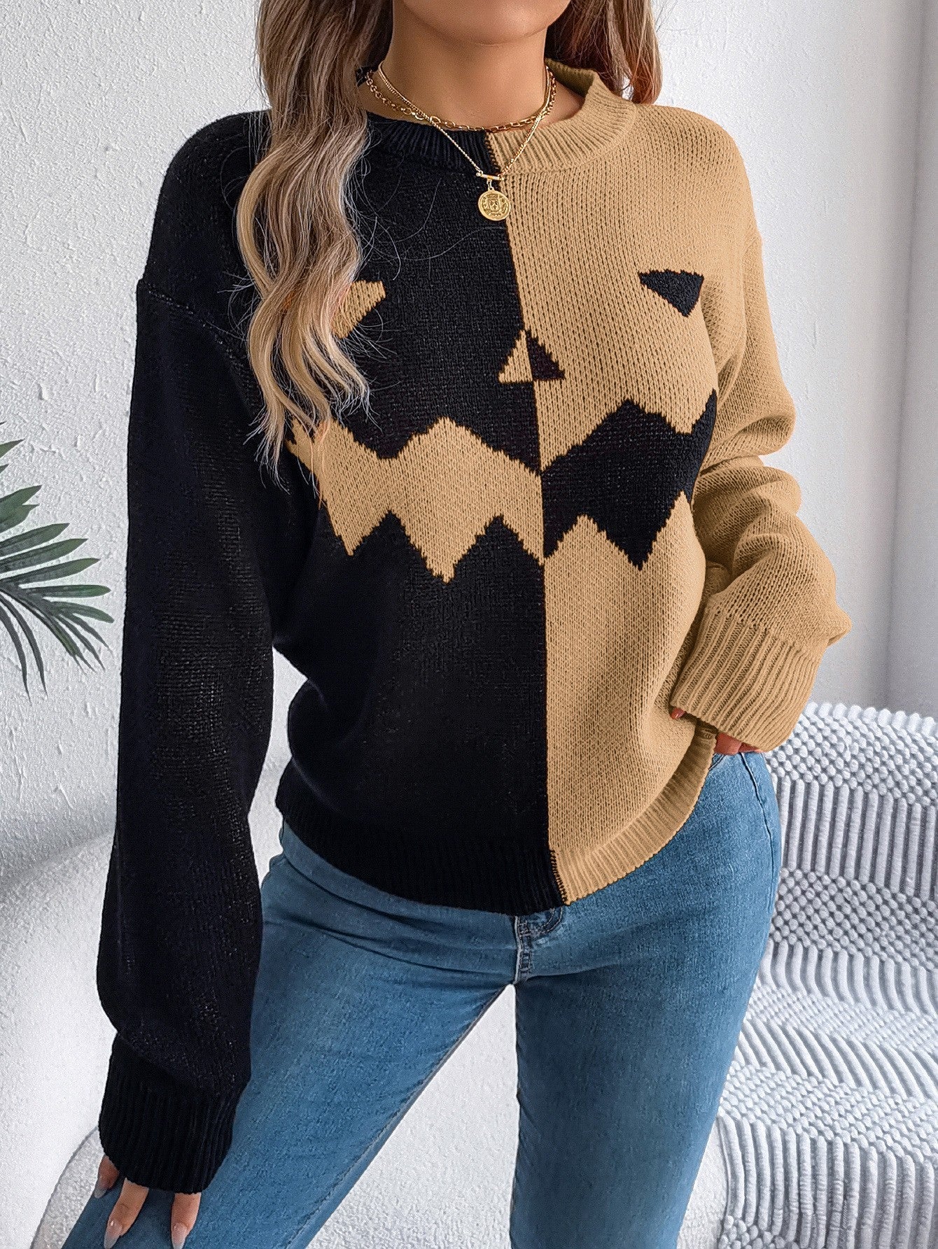 Halloweira Knit Pullover