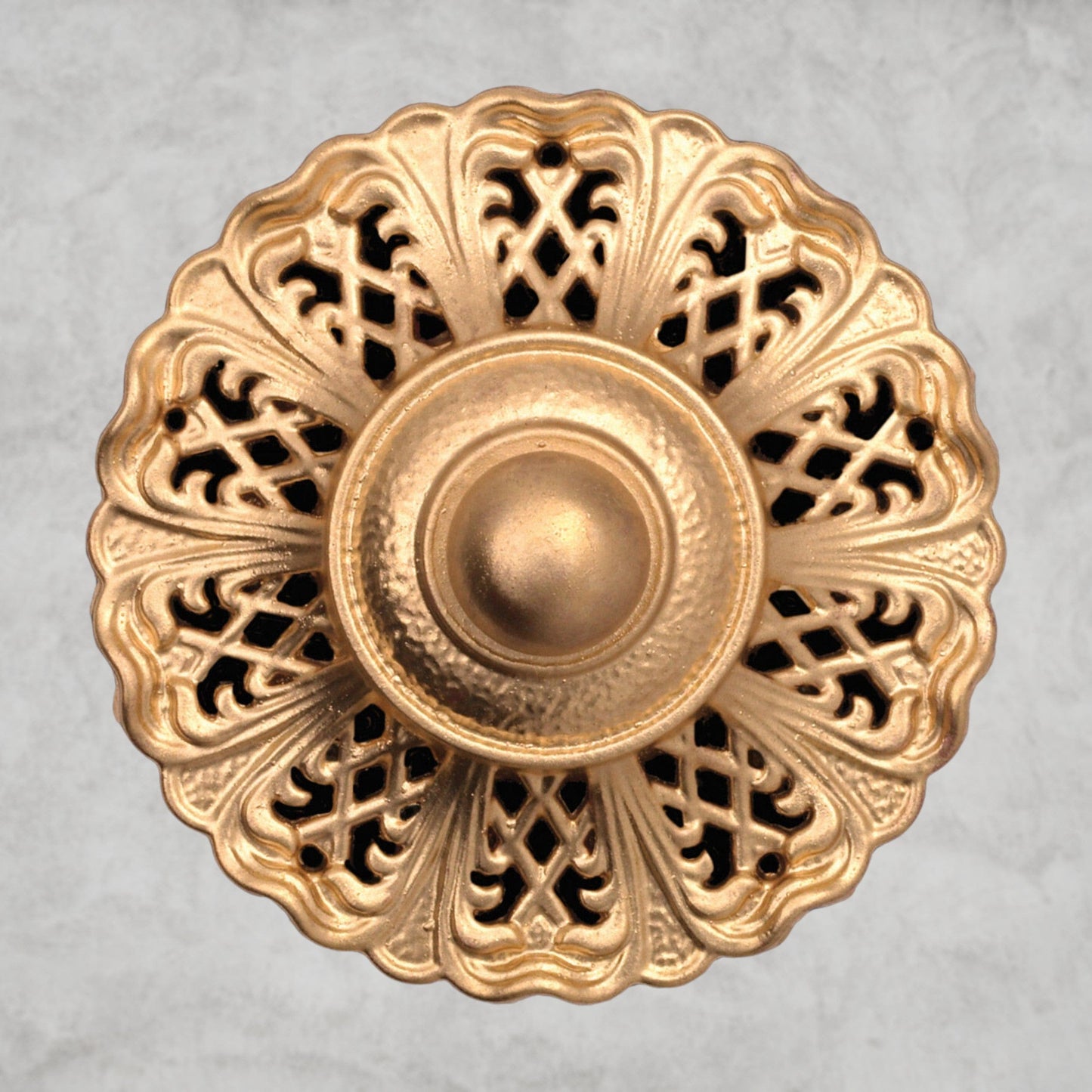 La Scala Chandelier 33"