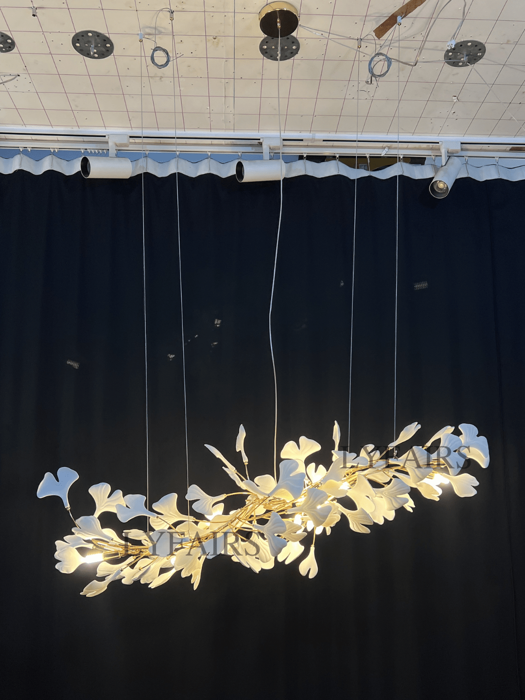Linear Ginkgo Ceramic Chandelier for Dining Room/Kitchen Island