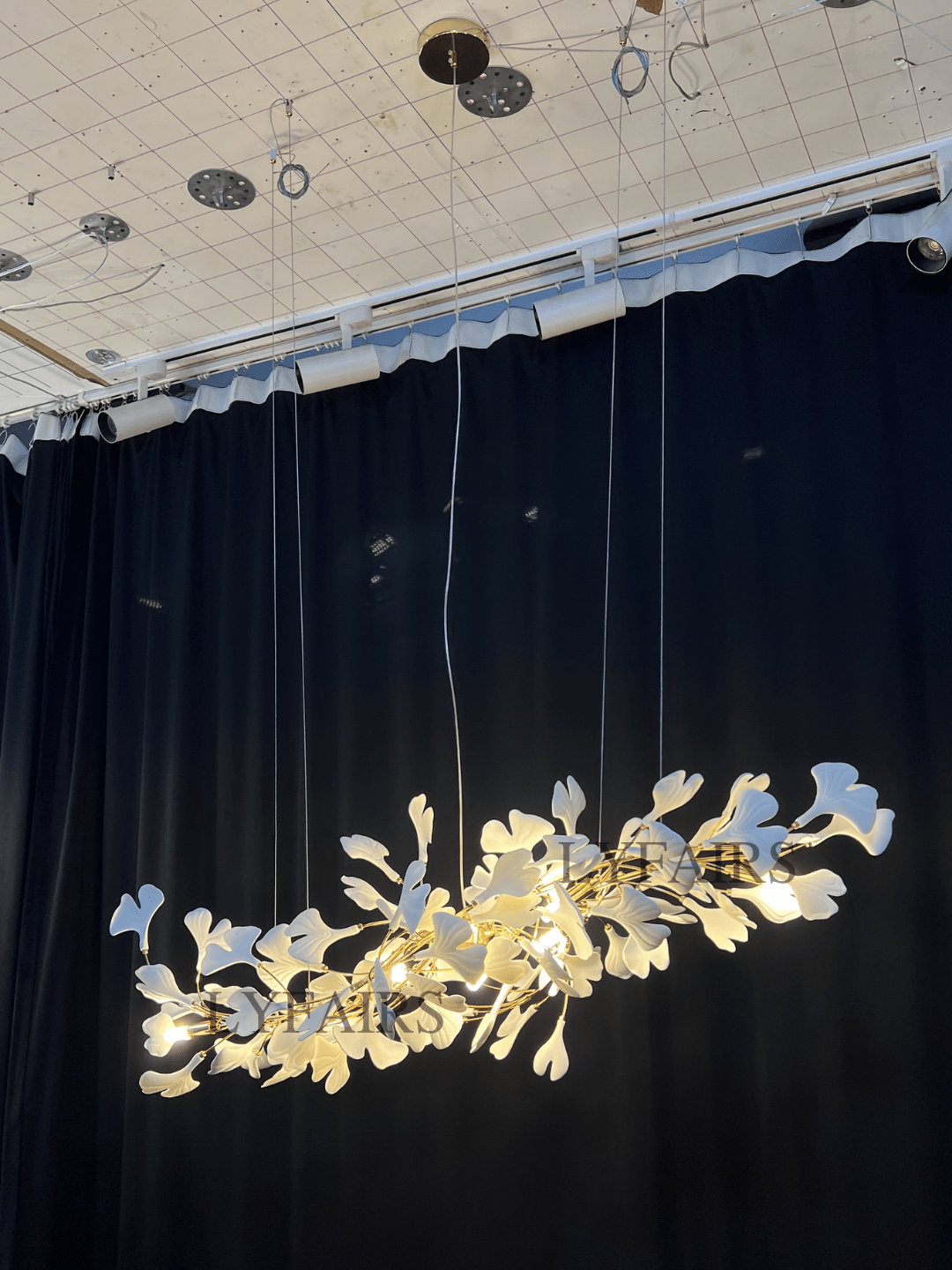 Linear Ginkgo Ceramic Chandelier for Dining Room/Kitchen Island