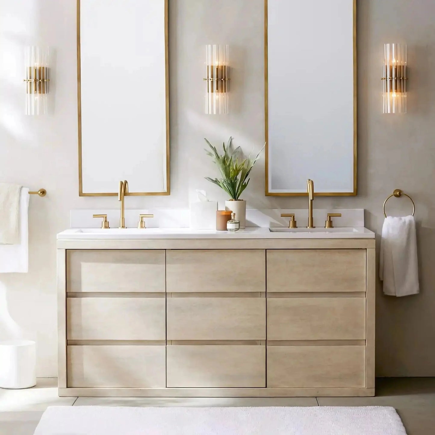 Mallory Glass Wall Sconce