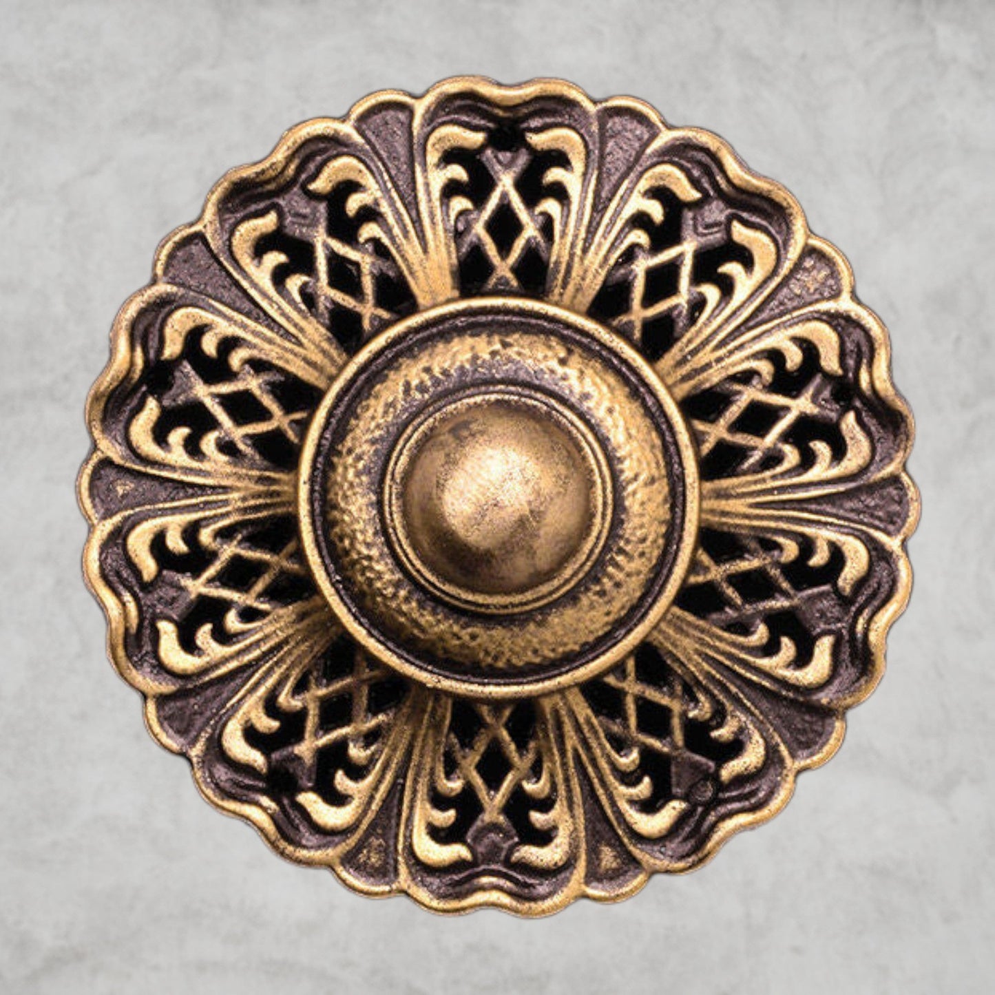 Milano Chandelier 24"