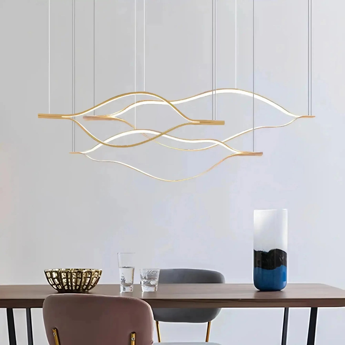 Modern Simple Aluminum Waving Chandelier