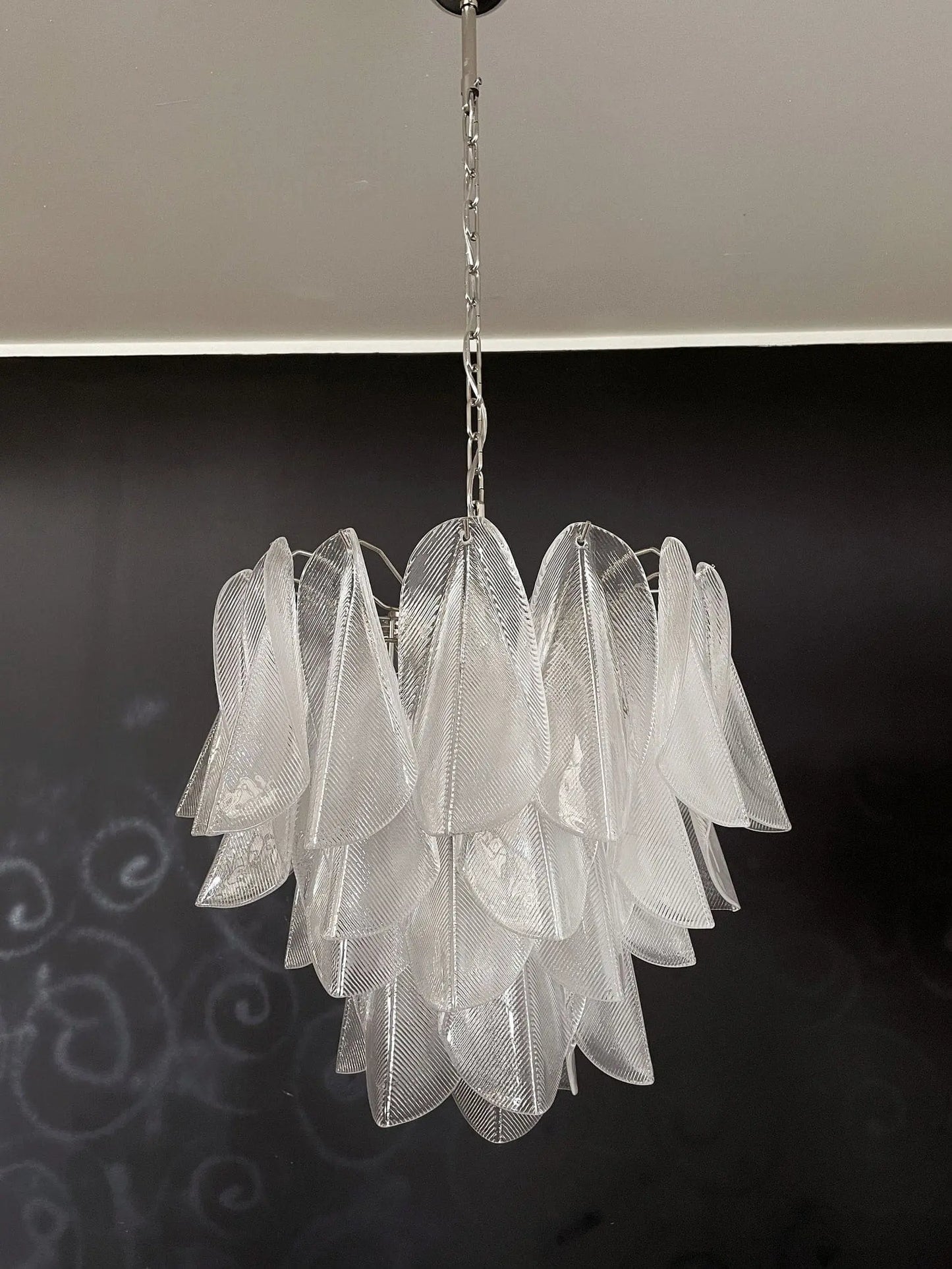 Muraano Rondini Transparent Chandelier 41 glass leaves