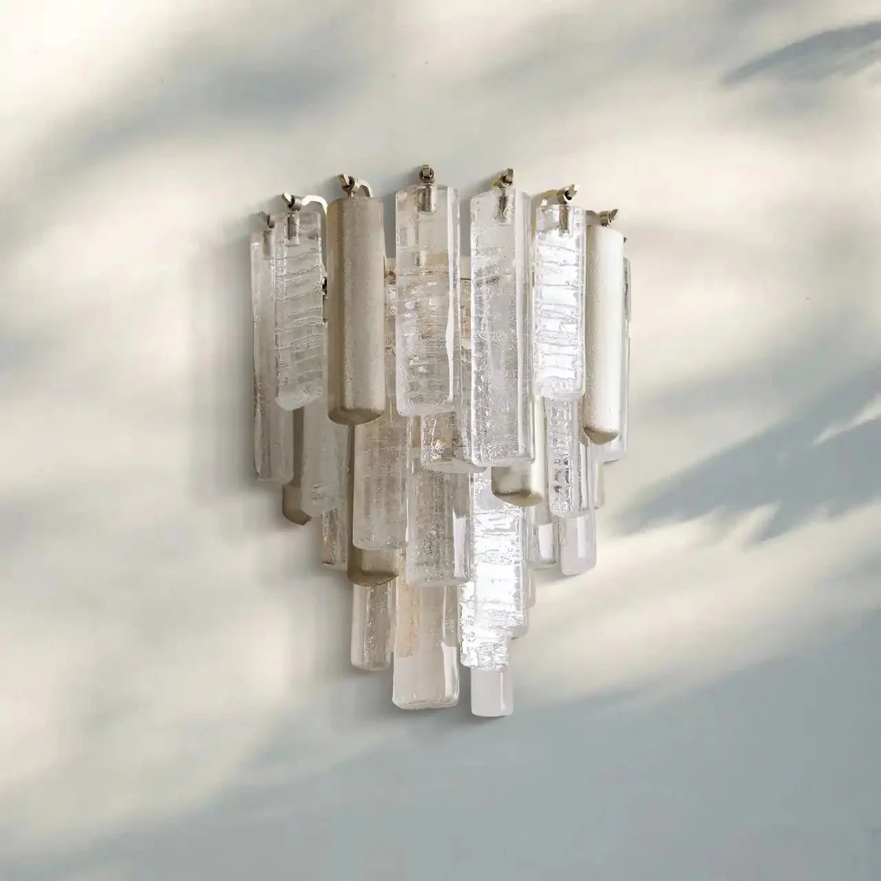 Neve Sconce