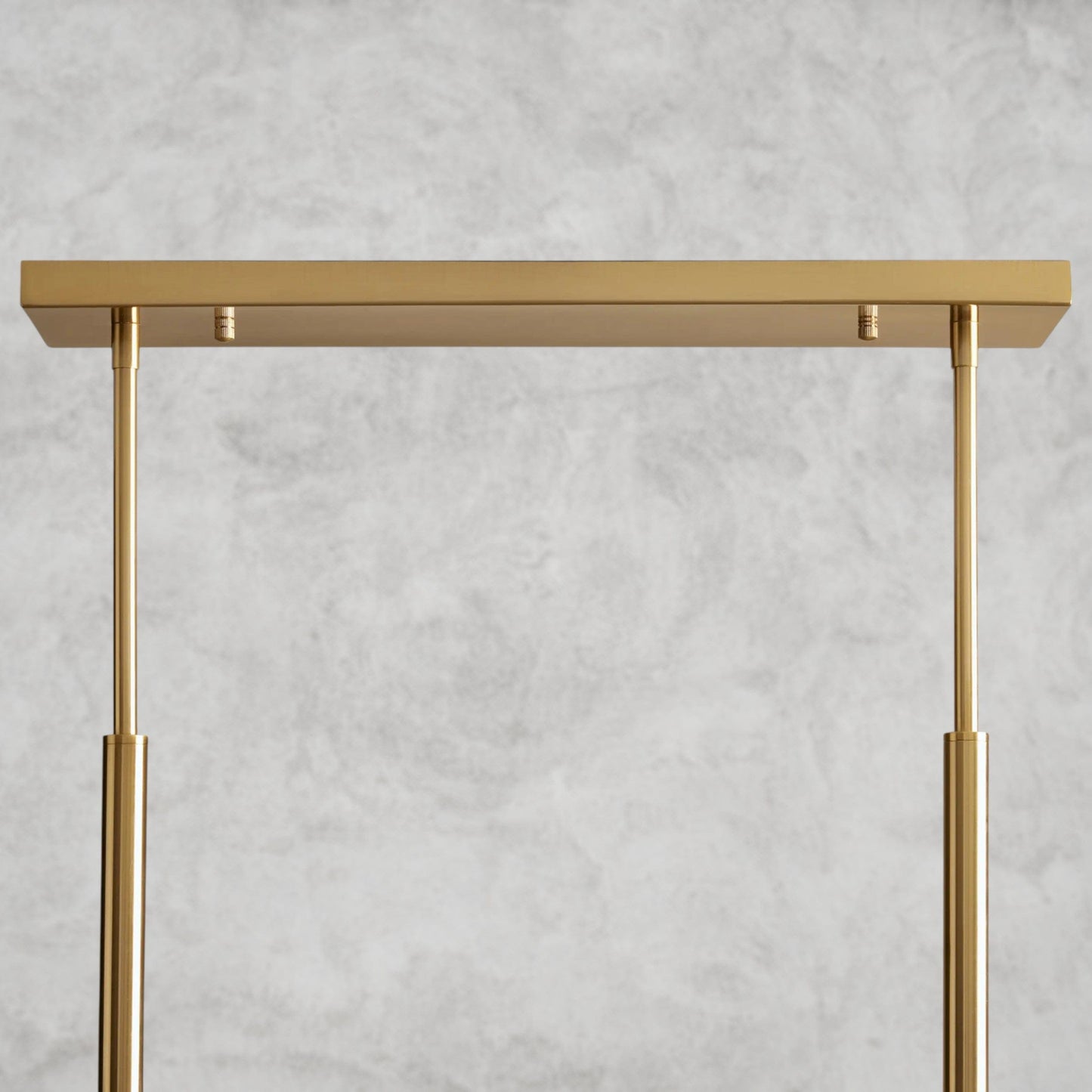 Roscoe Linear Chandelier 60“, 72”