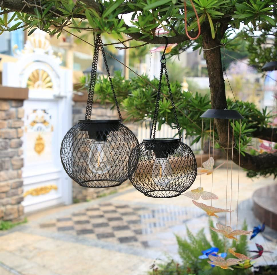 Simple Solar-Powered Metal Hanging Garden Lamp