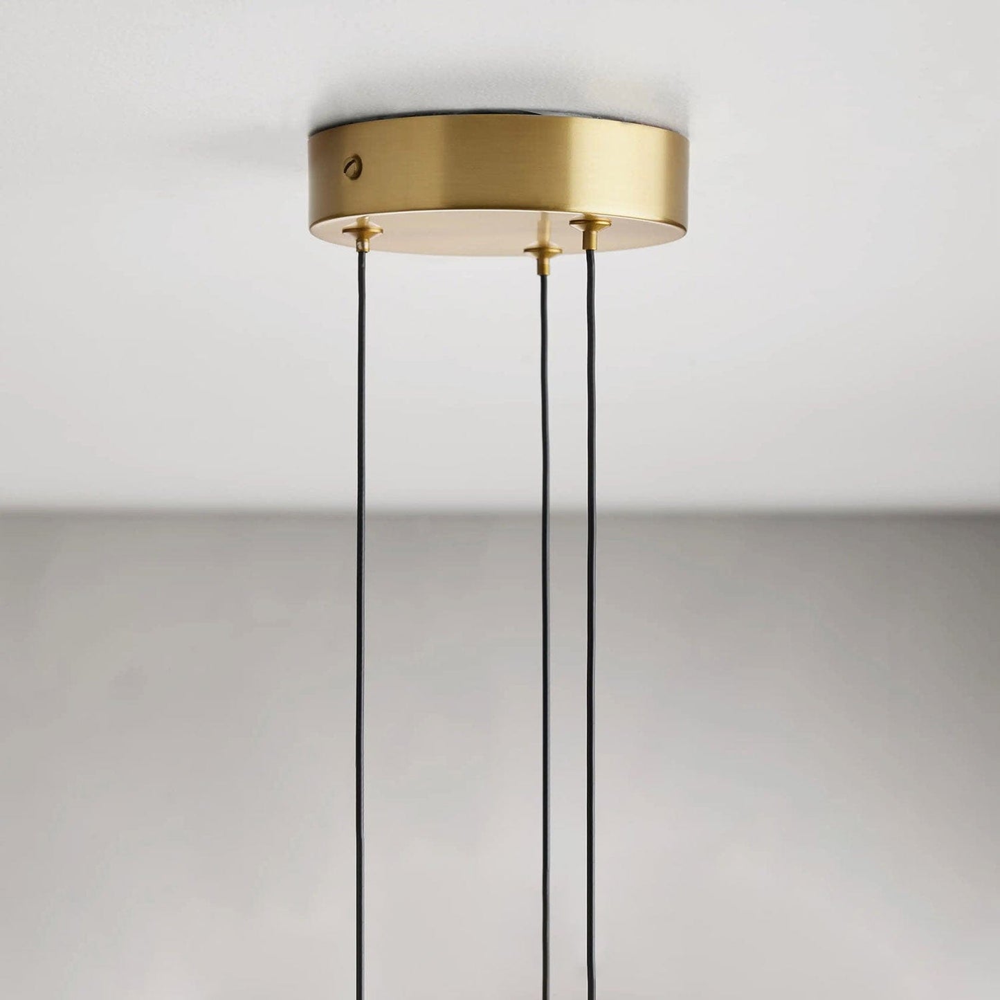 Soltaire Cluster Pendant