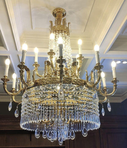 Stunning Oversized Luxury Golden Metal Candle Crystal Tassel Chandelier For High-ceiling