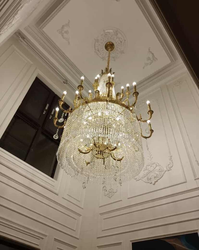 Stunning Oversized Luxury Golden Metal Candle Crystal Tassel Chandelier For High-ceiling Staircase/Entryway/Living/Meeting Room