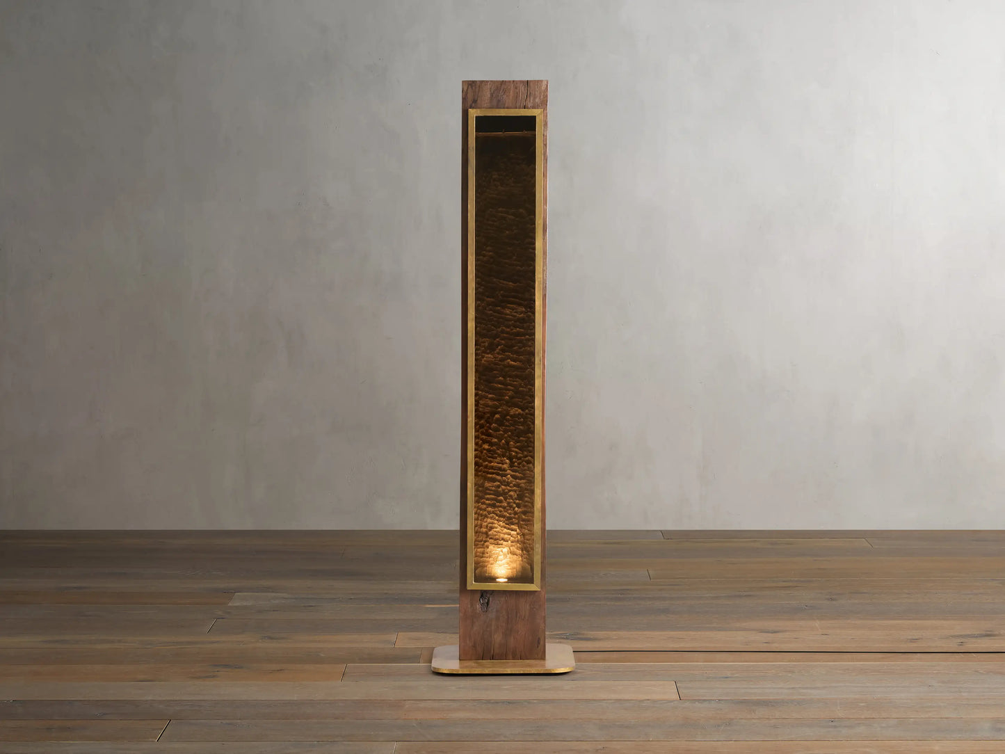 Vigas Floor Lamp 49", 100"