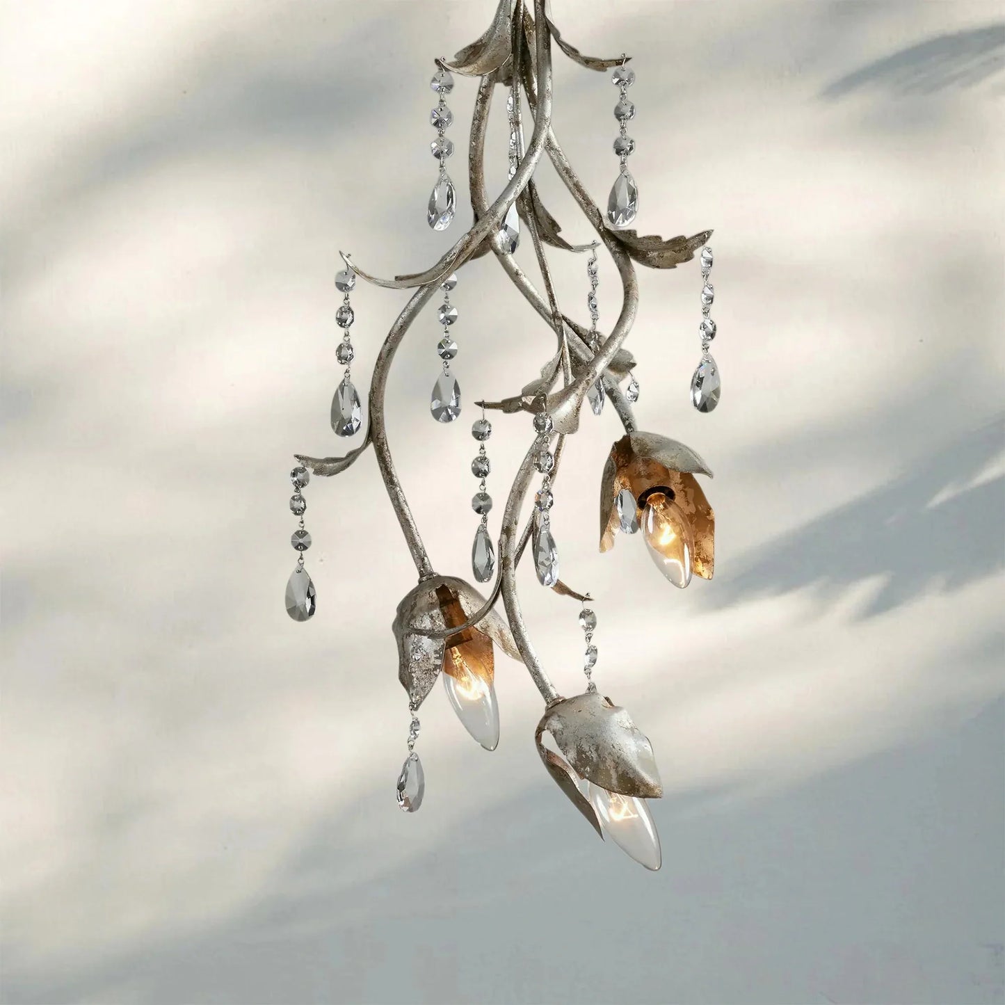 Viticcia 28" Pendant